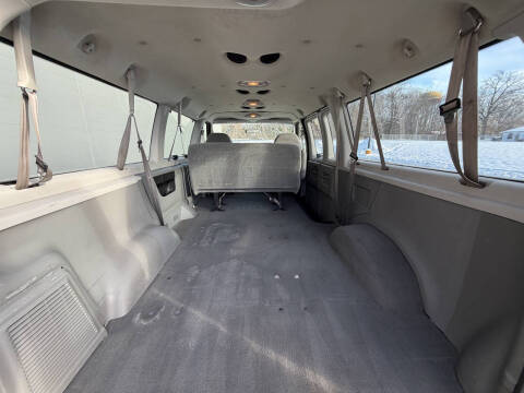 2007 Ford E-Series E-150 XLT