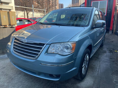 2008 Chrysler Town and Country for sale at Gallery Auto Sales and Repair Corp. in Bronx NY