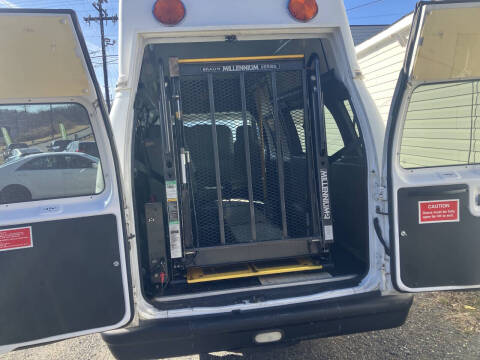 2009 Ford E-Series E-350 SD