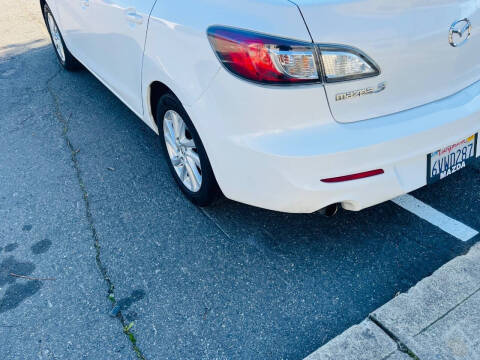 2012 Mazda MAZDA3 i Grand Touring