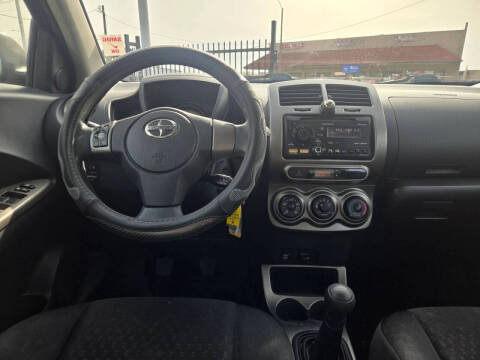 2013 Scion xD