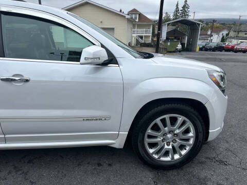 2016 GMC Acadia Denali