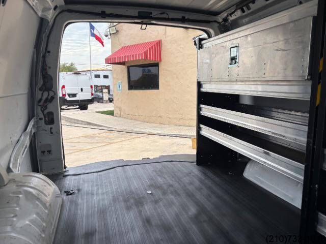 2020 Chevrolet Express 2500