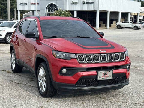 2023 Jeep Compass Latitude Lux