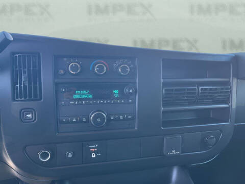 2023 GMC Savana 2500