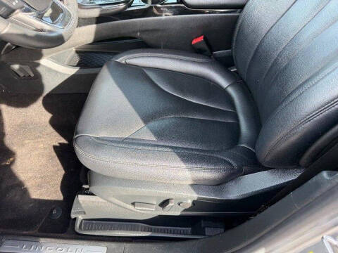 2021 Lincoln Nautilus Standard