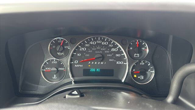 2025 Chevrolet Express 2500