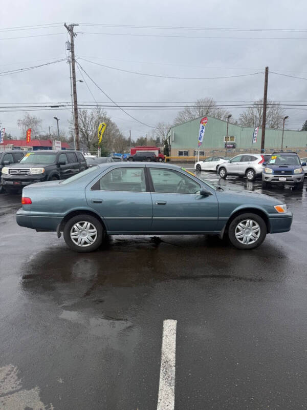 2000 Toyota Camry LE