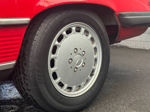 1989 Mercedes-Benz 560-Class 560 SL