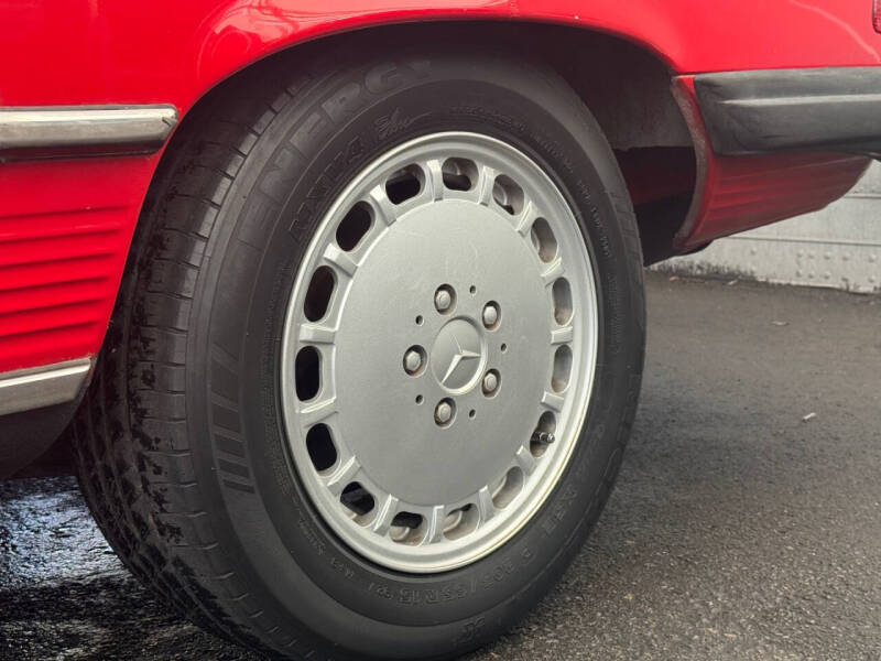 1989 Mercedes-Benz 560-Class 560 SL