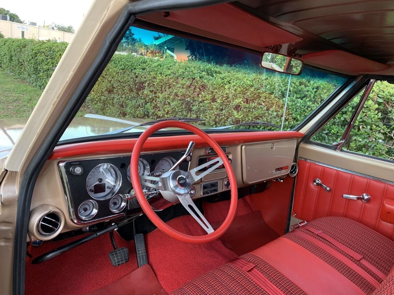 1968 Chevrolet C10 Pickup 28