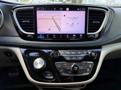 2021 Chrysler Pacifica Touring L