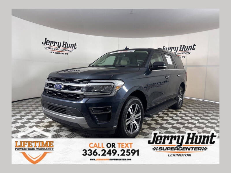 2024 Ford Expedition Limited's photo