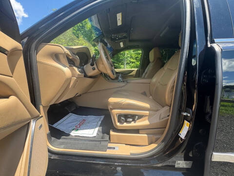2019 Cadillac Escalade Platinum