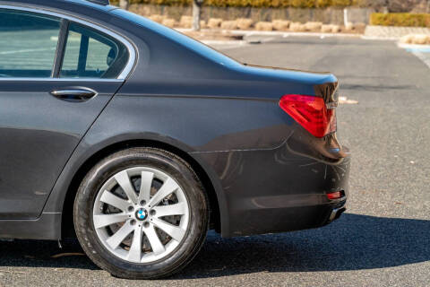 2011 BMW 7 Series 750Li xDrive