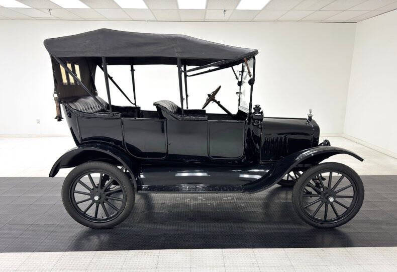 1917 Ford Model T