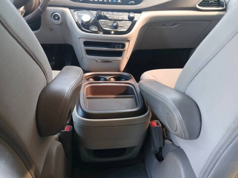 2020 Chrysler Pacifica Touring