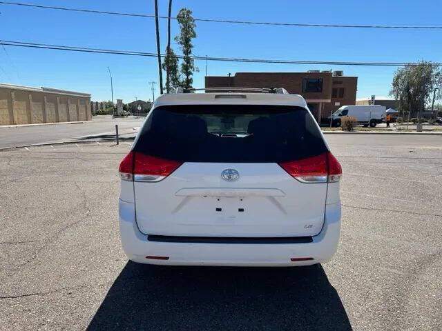 2012 Toyota Sienna