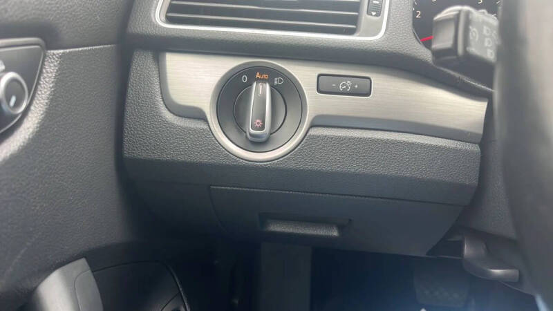 2014 Volkswagen Passat