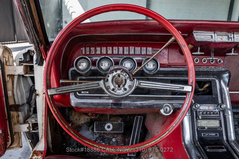 1965 Ford Thunderbird