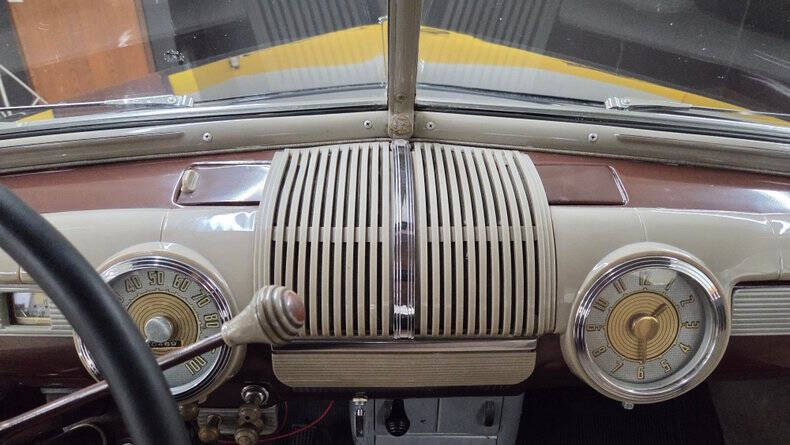 1947 Ford Deluxe