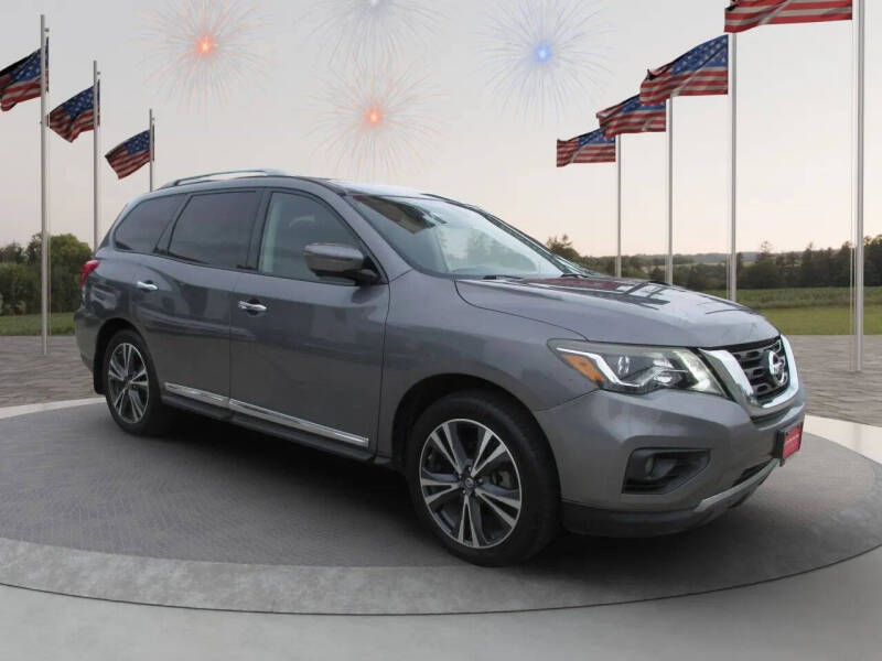 2017 Nissan Pathfinder Platinum