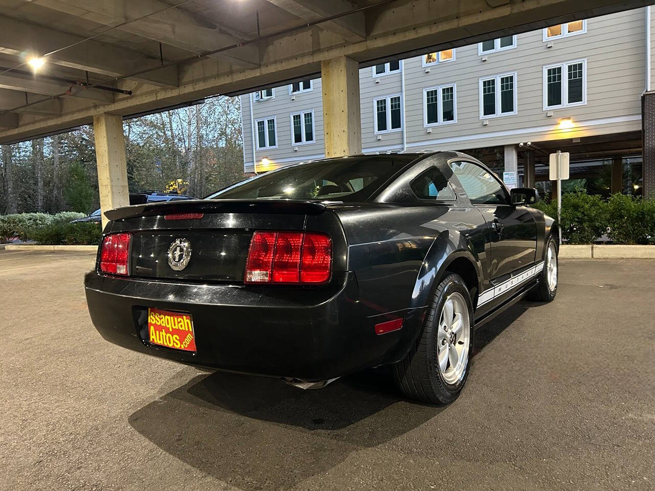 2007 Ford Mustang for sale at Issaquah Autos in Issaquah, WA