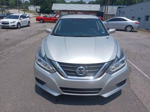 2016 Nissan Altima for sale at Auto Villa in Danville VA