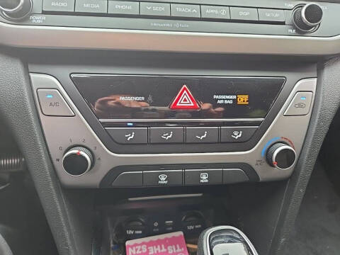 2018 Hyundai Elantra