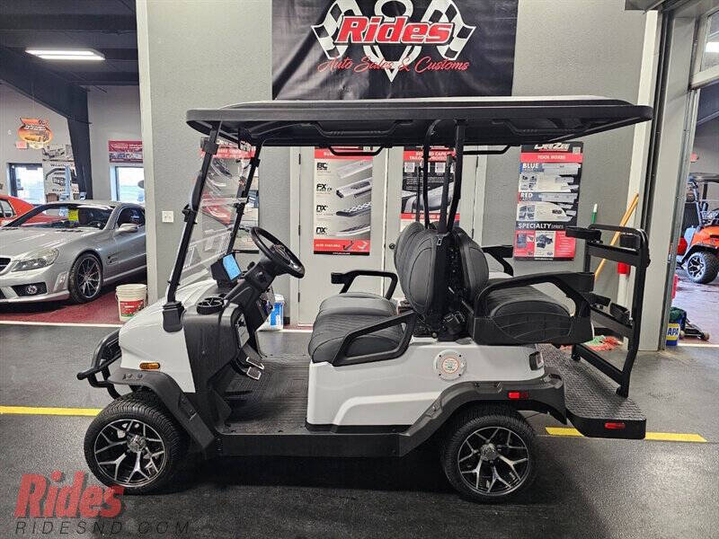 2025 Denago Nomad Plus