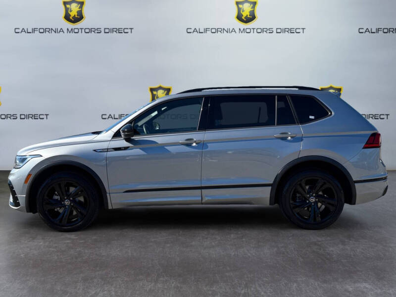 2023 Volkswagen Tiguan SE R-Line Black