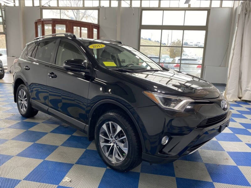 2017 Toyota RAV4 Hybrid XLE
