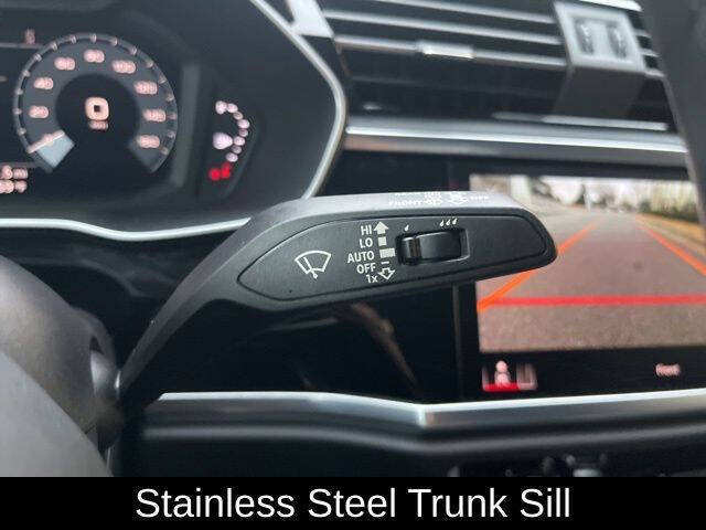 2023 Audi Q3 quattro S line Prem Plus 45 TFSI