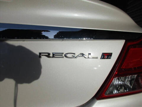 2013 Buick Regal Premium 2