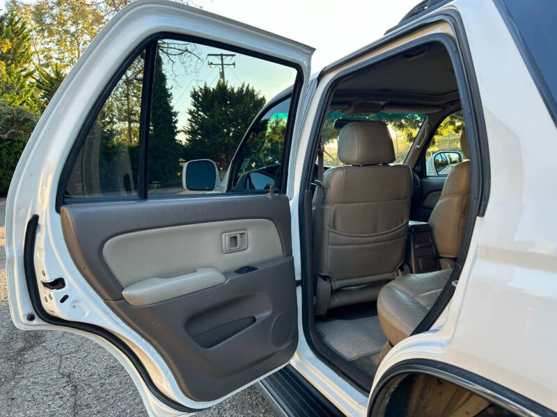 2002 Toyota 4Runner SR5