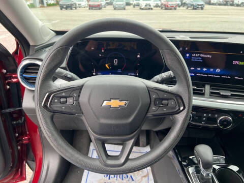 2025 Chevrolet Trax LT