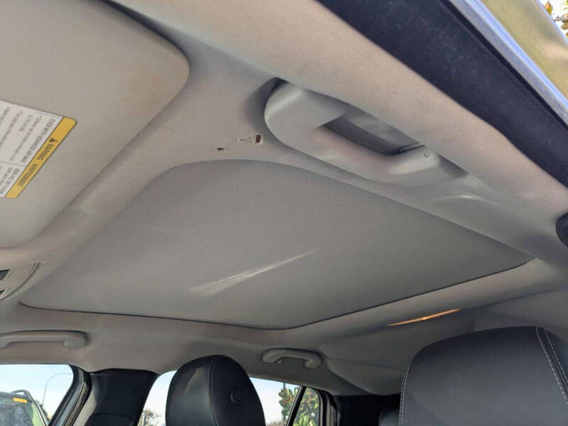 2018 Infiniti QX30 Essential