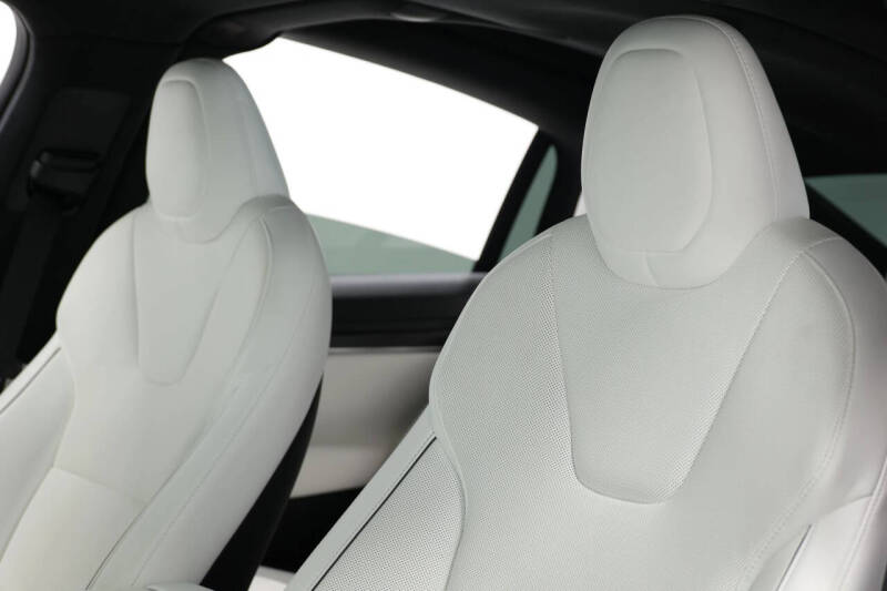 2022 Tesla Model X Plaid