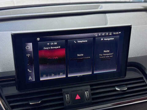 2022 Audi Q5 quattro Premium 40 TFSI