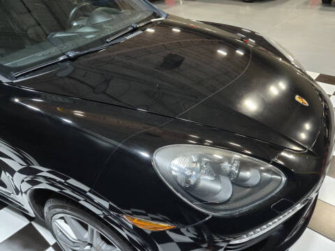 2013 Porsche Cayenne GTS