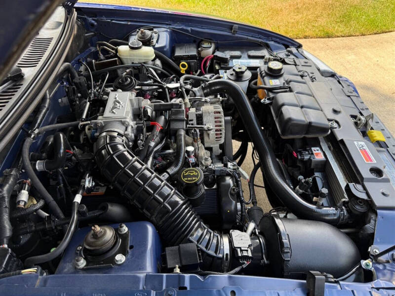 2004 Ford Mustang GT Deluxe