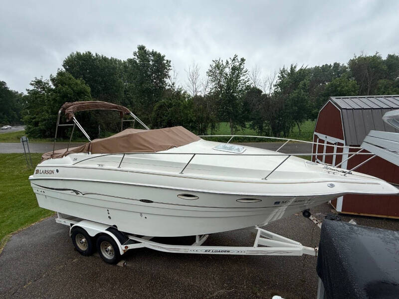 2001 Larson Boats 259 Cabrio