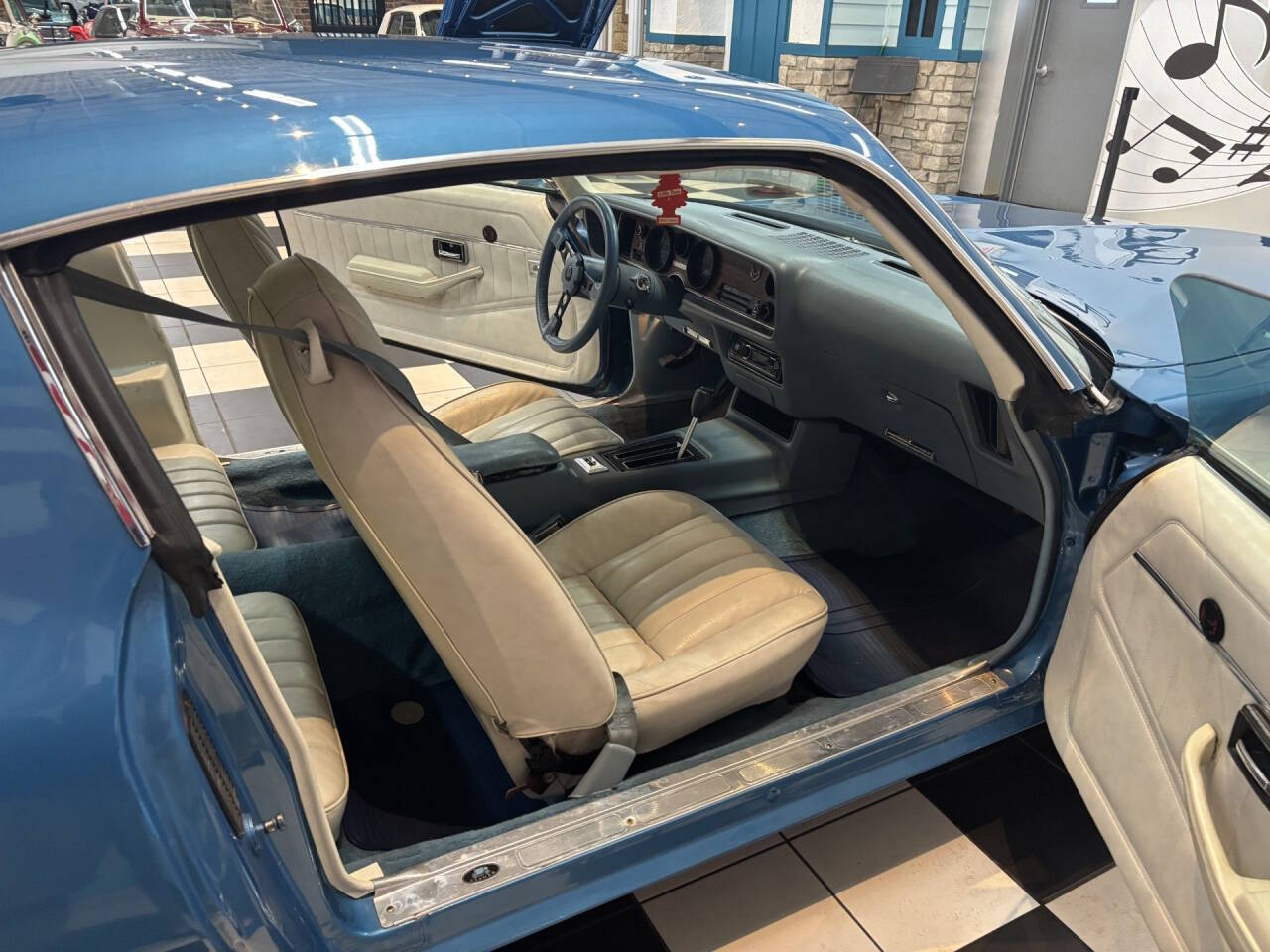 1979 Pontiac Firebird 21