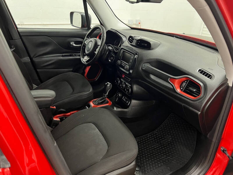 2016 Jeep Renegade Trailhawk