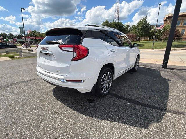2023 GMC Terrain Denali