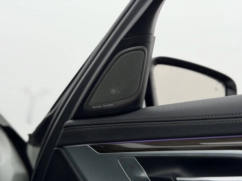 2018 BMW 7 Series 740i