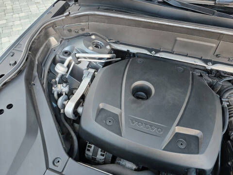 2017 Volvo XC90 T6 Inscription