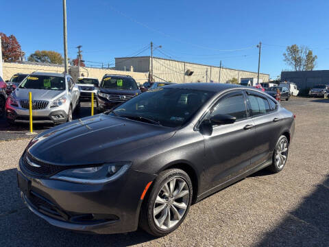 2015 Chrysler 200 S