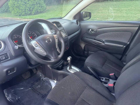 2016 Nissan Versa 1.6 S