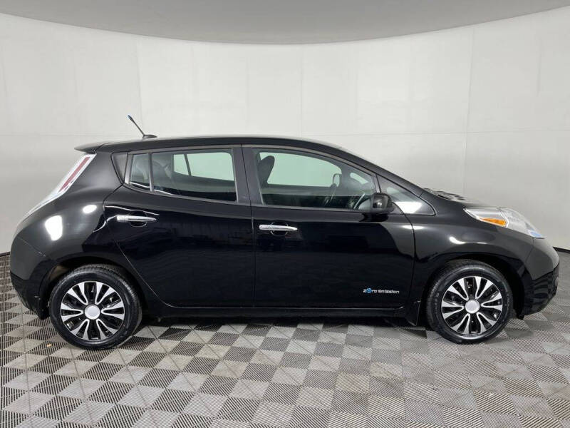 2013 Nissan LEAF S